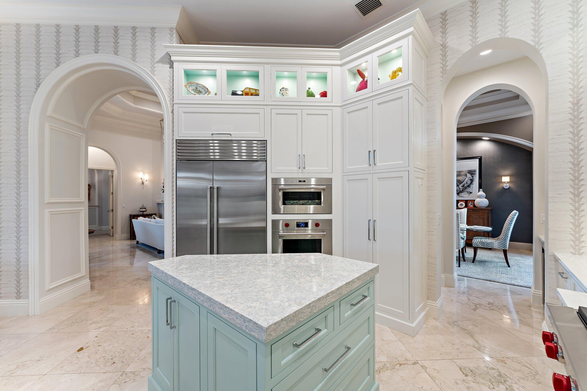 6283 Southeast Moss Ridge Pointe Hobe Sound, FL 33455 - Photo 19 of 89 Kitchen