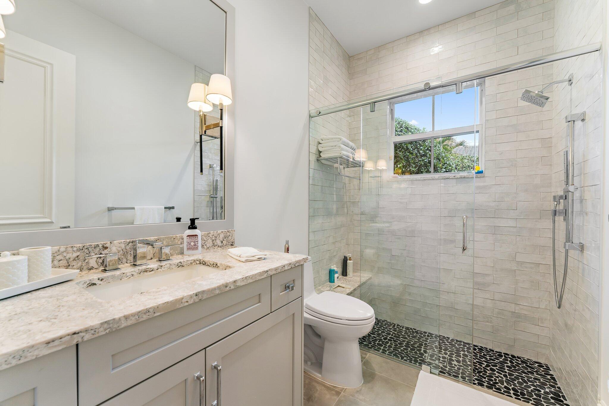 6283 Southeast Moss Ridge Pointe Hobe Sound, FL 33455 - Photo 46 of 89 Guest Bath