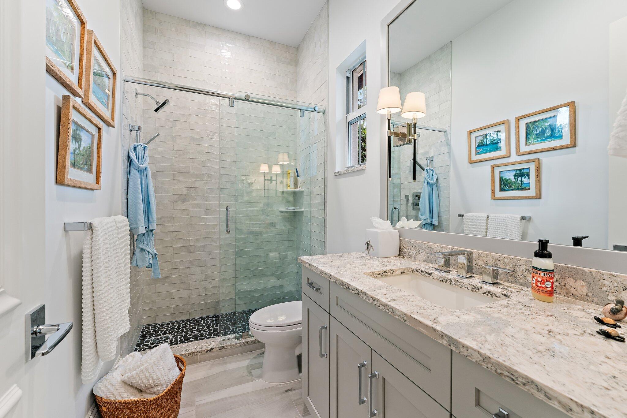 6283 Southeast Moss Ridge Pointe Hobe Sound, FL 33455 - Photo 52 of 89 Guest Bath