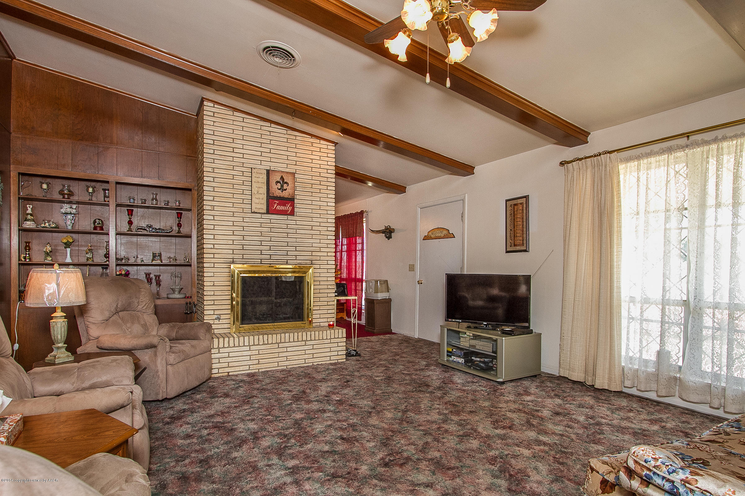 4301 Rm 1061 Amarillo, TX 79124 - Photo 6 of 21 Den Toward Entry