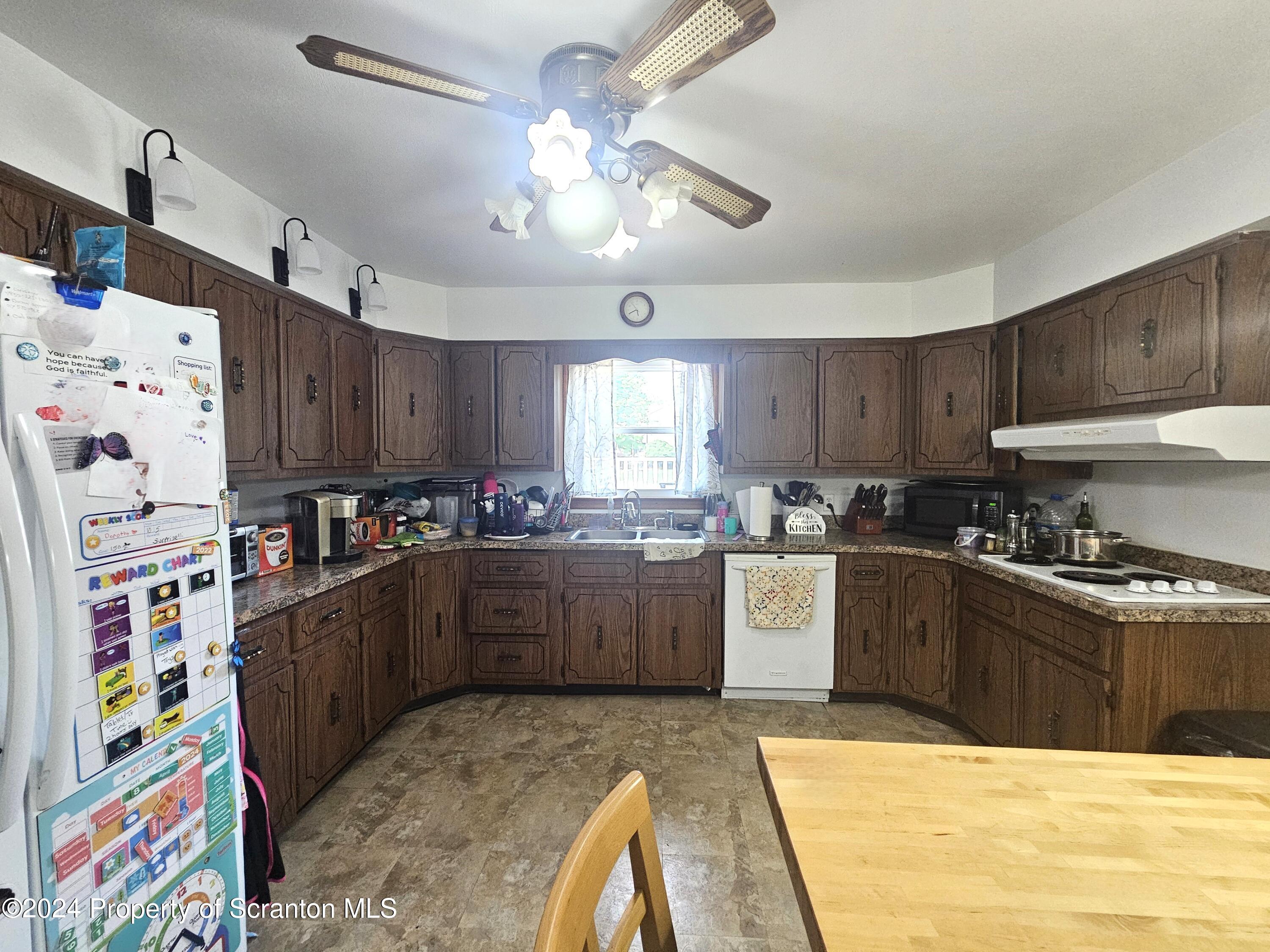 107 Ridge Road Factoryville, PA 18419 - Photo 6 of 21 Gallery Image 6