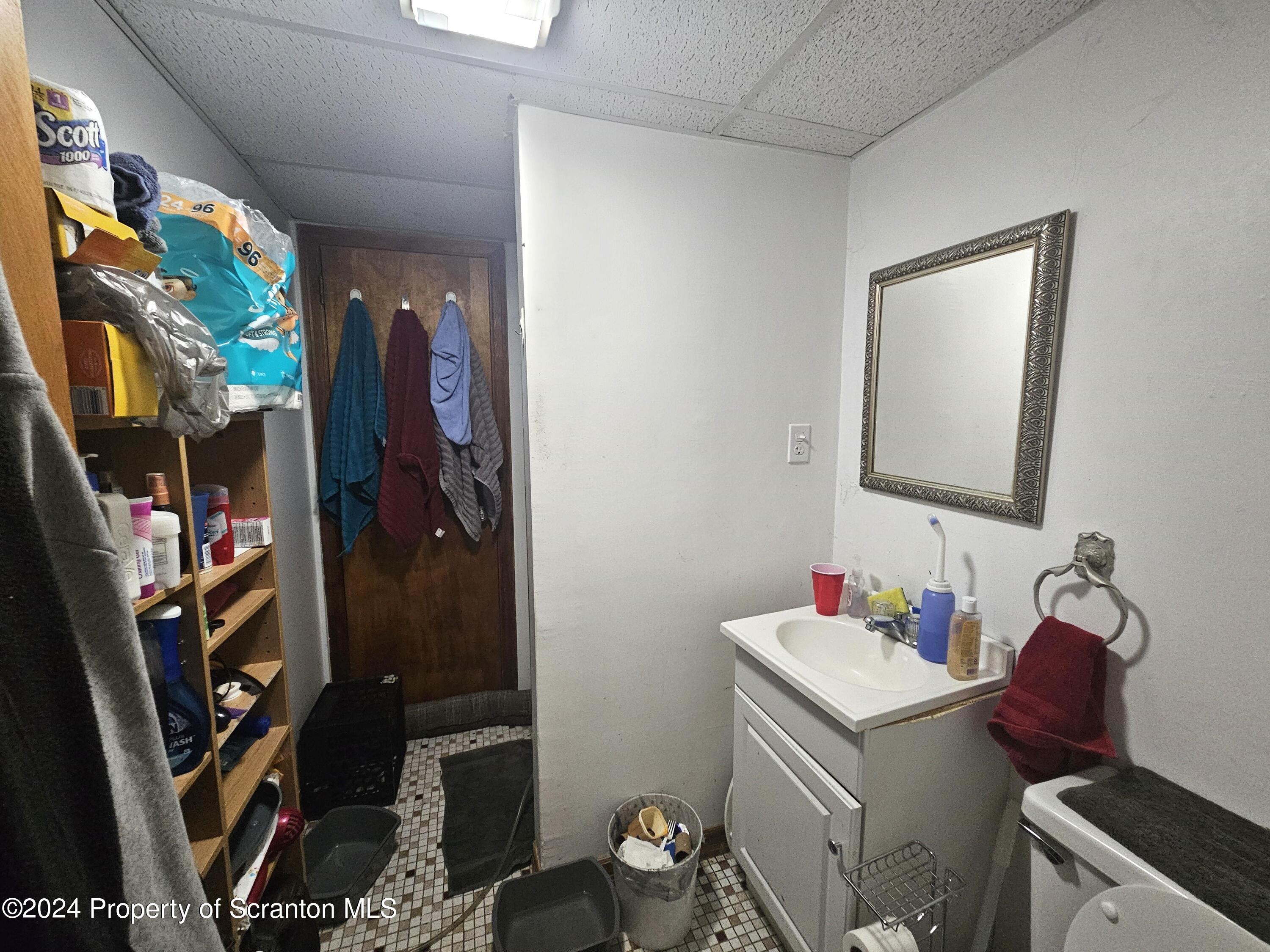 107 Ridge Road Factoryville, PA 18419 - Photo 9 of 21 Gallery Image 9