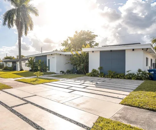$1,450,000 | 19600 Northeast 19th Avenue, Miami, FL 33179