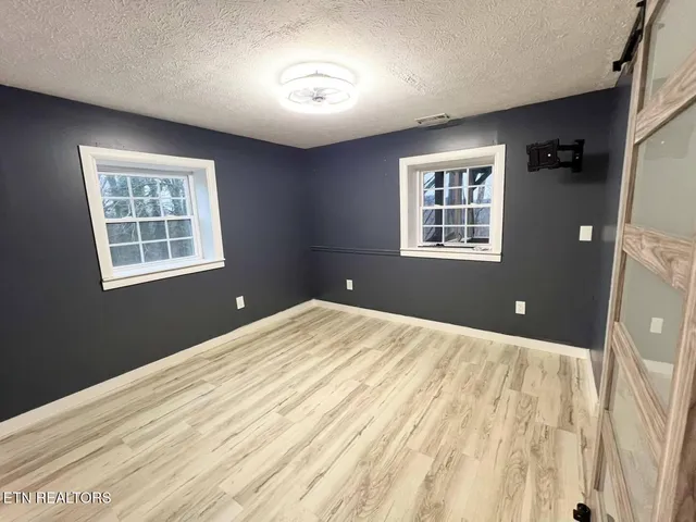 $2,400 | 191 Hudson Lane, Clinton, TN 37716