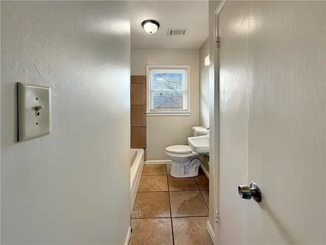 $1,495 | 514 Clover Drive, Unit 5, Buford, GA 30518