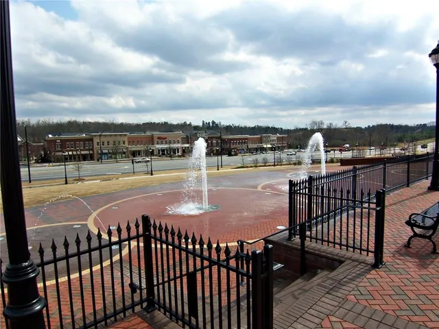 $1,495 | 514 Clover Drive, Unit 5, Buford, GA 30518