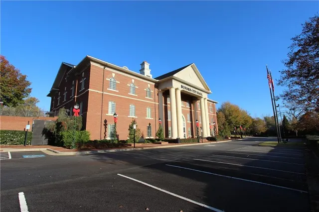 $1,495 | 514 Clover Drive, Unit 5, Buford, GA 30518