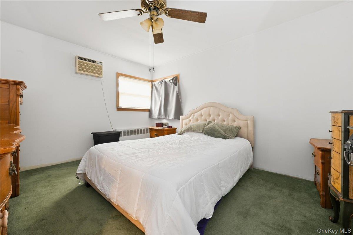 3988 Demont Road Seaford, NY 11783 - Photo 13 of 25 Gallery Image 13