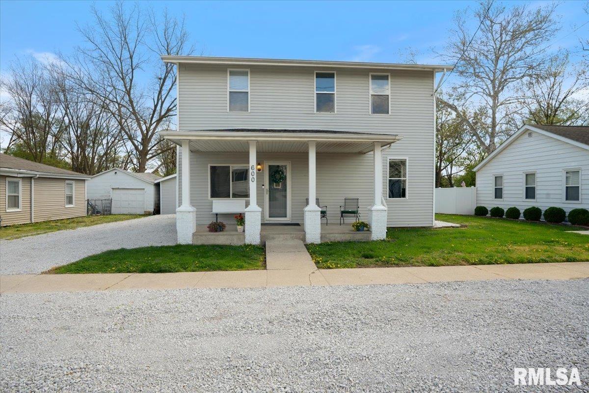 600 West Washington Street Athens, IL 62613 - Photo 1 of 39 Gallery Image 1
