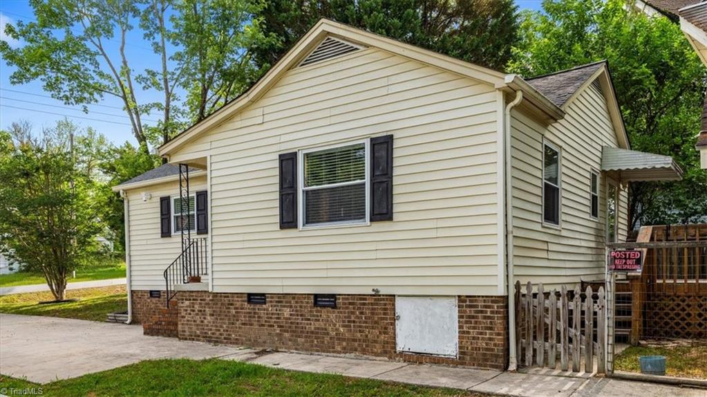 609 Hedrick Avenue High Point, NC 27262 - Photo 26 of 42