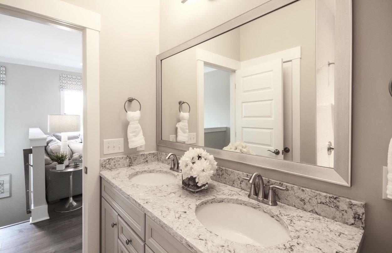 3122 Sturbridge Road Mount Pleasant, SC 29466 - Photo 16 of 36 Guest Bathroom