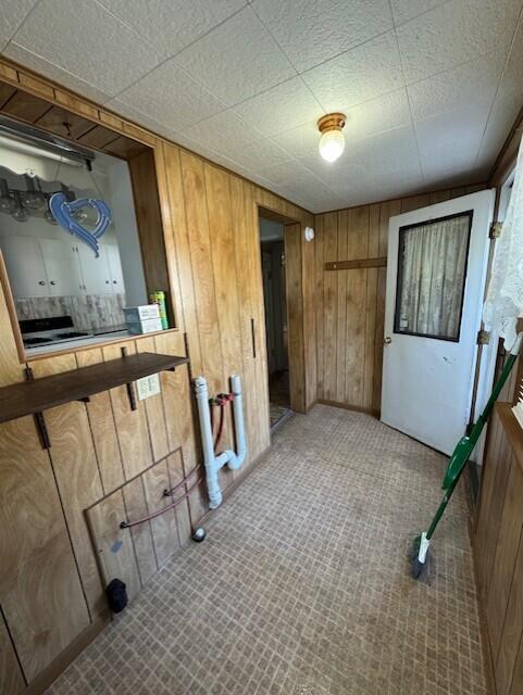 274 East Logan Street Coloma, MI 49038 - Photo 14 of 19 Logan_274 E_Laundry