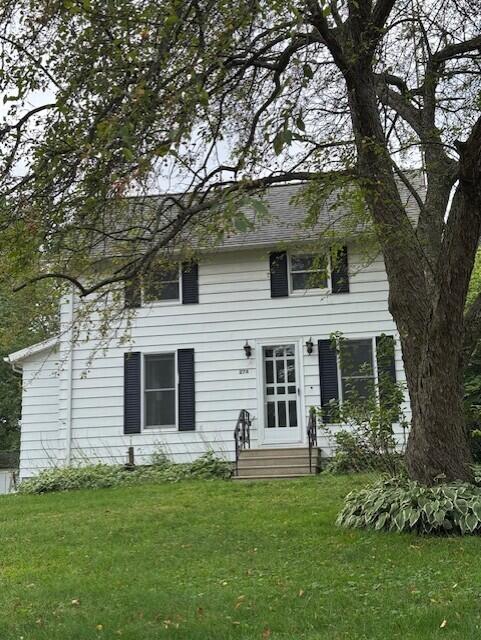 274 East Logan Street Coloma, MI 49038 - Photo 2 of 19 Logan_274 E front 2