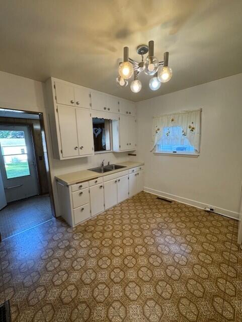 274 East Logan Street Coloma, MI 49038 - Photo 4 of 19 Logan_274 E