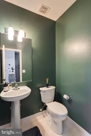 $3,300 | 45719 Paddington Station Terrace, Sterling, VA 20166