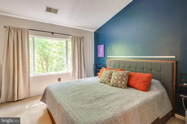 $3,300 | 45719 Paddington Station Terrace, Sterling, VA 20166