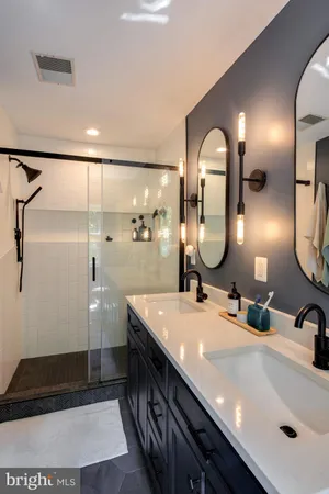 $3,300 | 45719 Paddington Station Terrace, Sterling, VA 20166