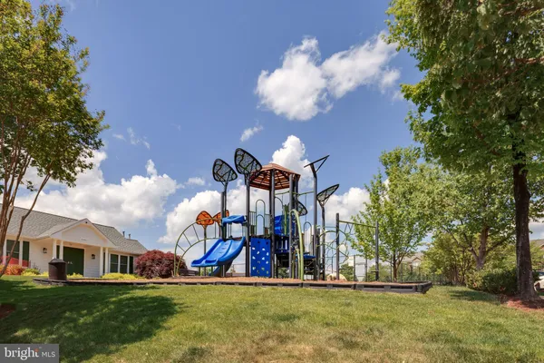 $3,300 | 45719 Paddington Station Terrace, Sterling, VA 20166