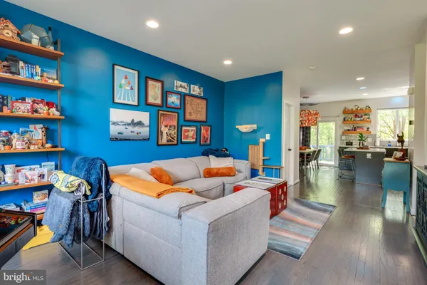 $3,300 | 45719 Paddington Station Terrace, Sterling, VA 20166