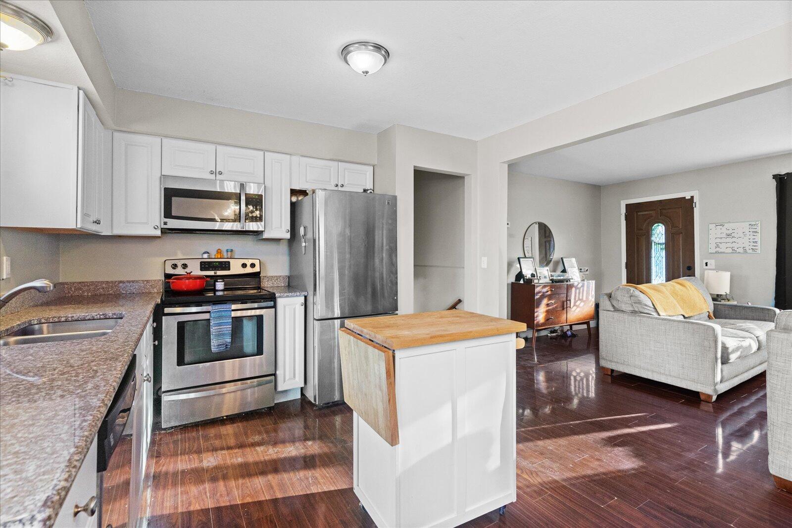 1627 North Chester Road Hixson, TN 37343 - Photo 11 of 27 29-DSC02720