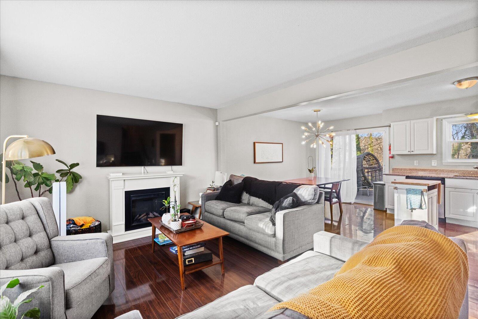 1627 North Chester Road Hixson, TN 37343 - Photo 6 of 27 26-DSC02740