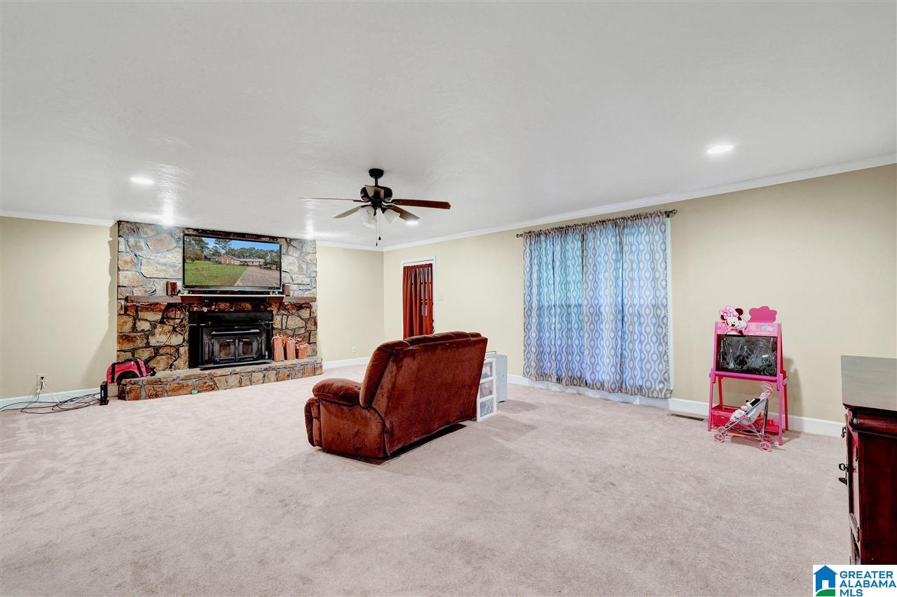 119 Windy Hill Road Rainbow City, AL 35906 - Photo 5 of 35