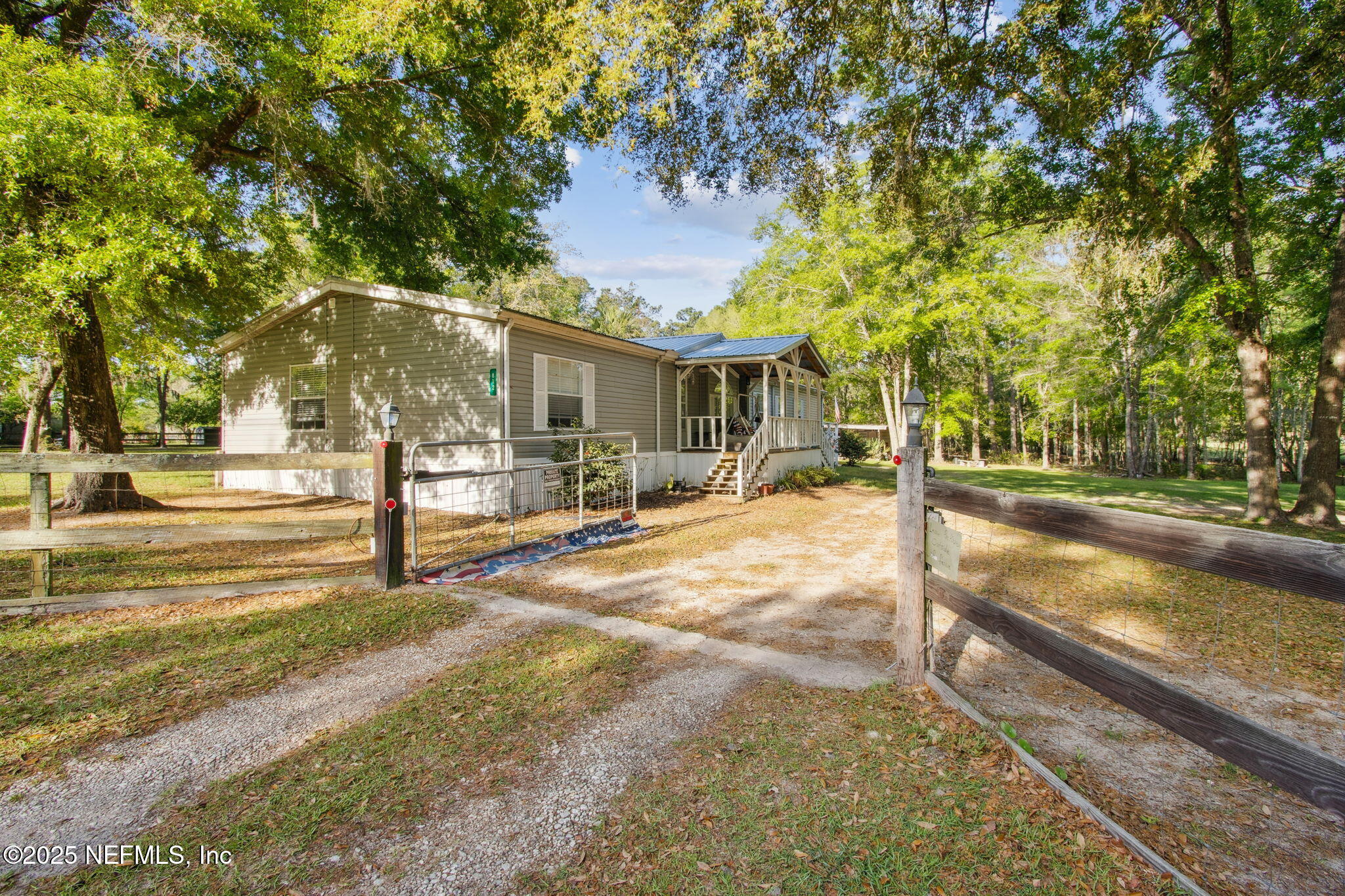 812 Jonathan Road Jacksonville, FL 32234 - Photo 5 of 57 11-web-or-mls-812 Johnathan Rd (21 of 69
