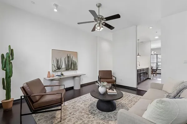 $4,000 | 4312 McKinney Avenue, Unit 11, Dallas, TX 75205