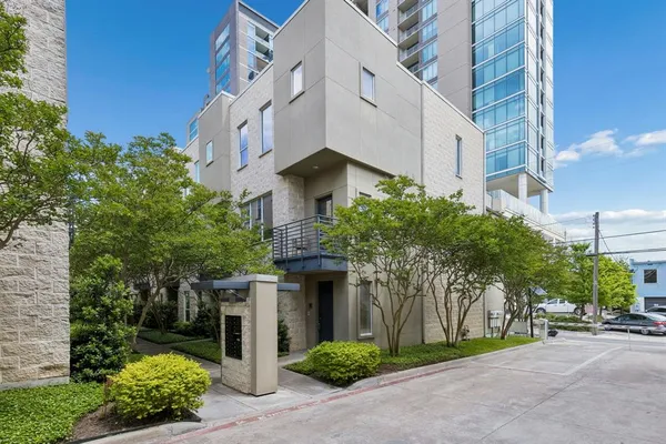 $4,000 | 4312 McKinney Avenue, Unit 11, Dallas, TX 75205