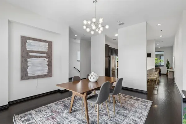 $4,000 | 4312 McKinney Avenue, Unit 11, Dallas, TX 75205