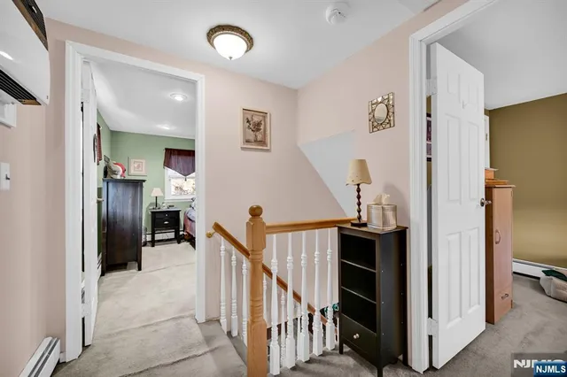$459,000 | 31 Hamilton Street, Bloomingdale, NJ 07403