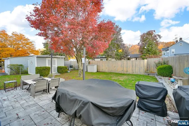 $459,000 | 31 Hamilton Street, Bloomingdale, NJ 07403