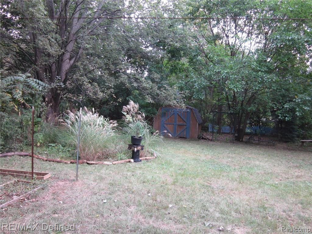 147 Old Perch Road Rochester Hills, MI 48309 - Photo 28 of 31