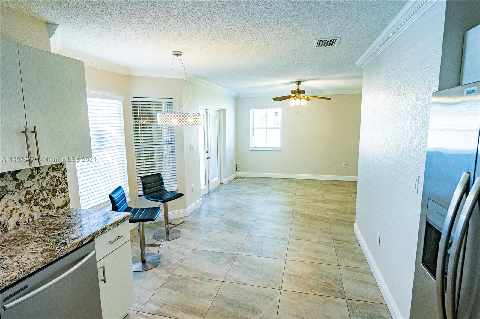 Shenandoah Davie, FL 33325 - Photo 51 of 61