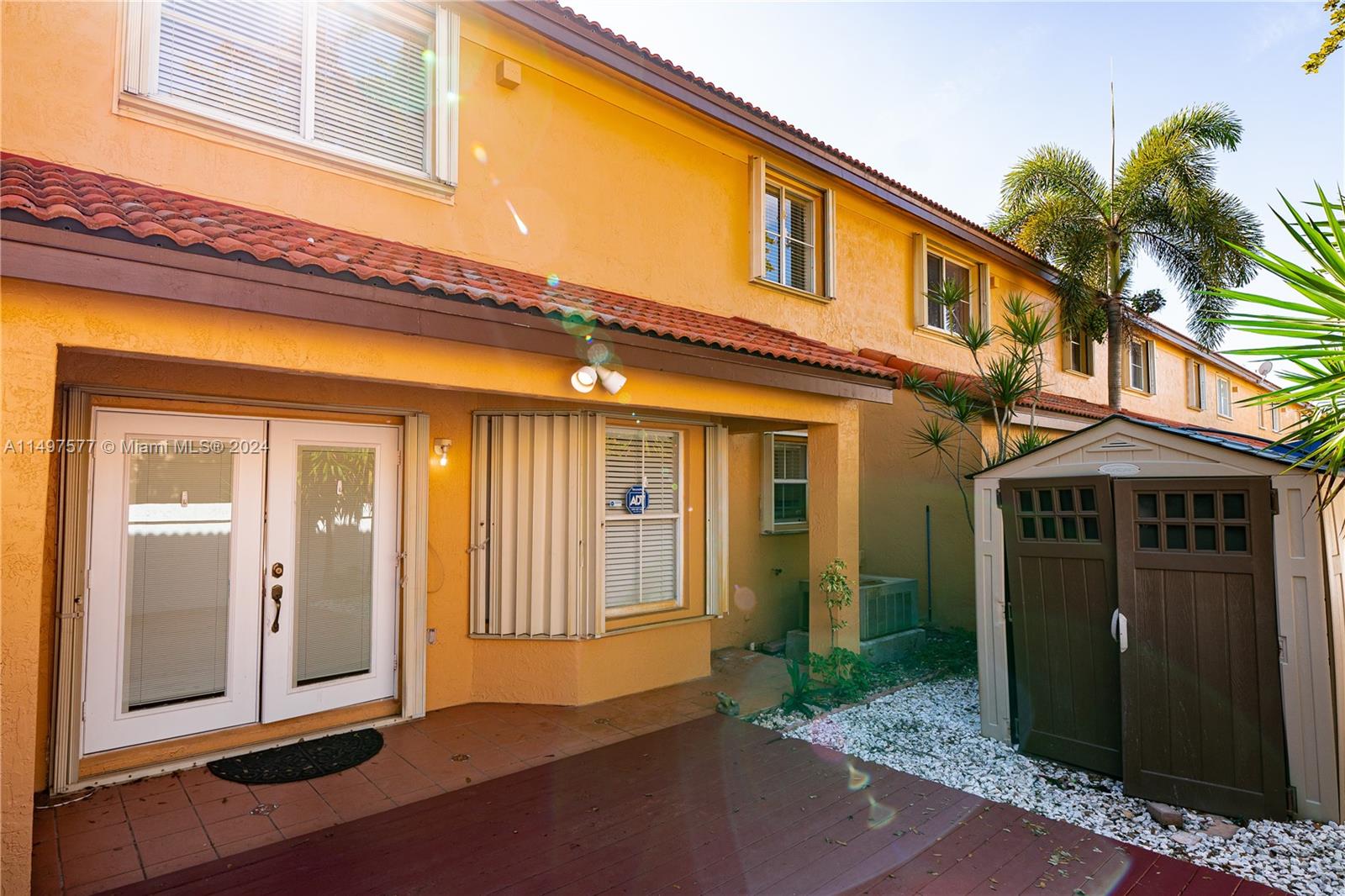 Shenandoah Davie, FL 33325 - Photo 56 of 61