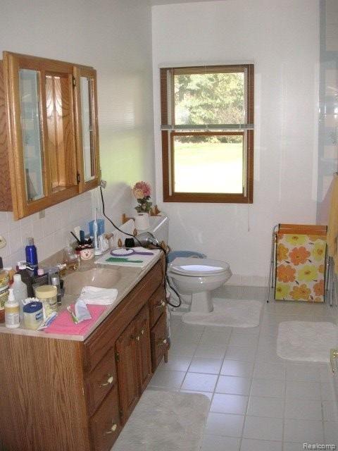 6891 John R Road Troy, MI 48085 - Photo 9 of 19 MBR Bath