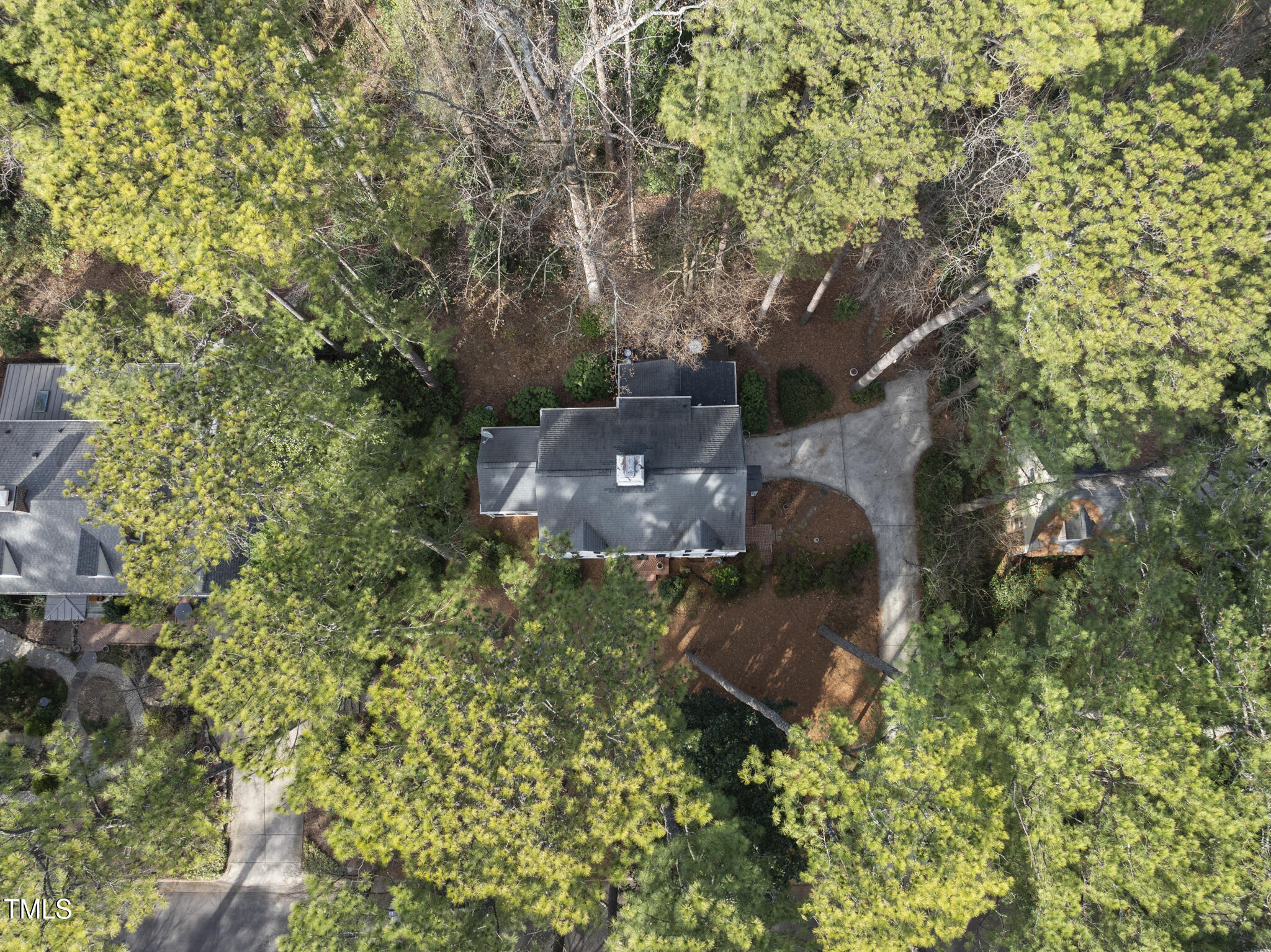 2706 Rosedale Avenue Raleigh, NC 27607 - Photo 4 of 73 DJI_20250130143027_0003_D