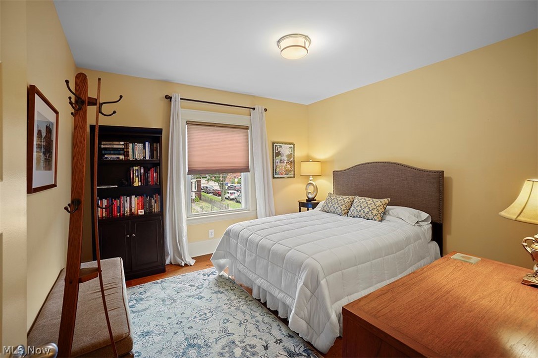 2082 Murray Hill Road Cleveland, OH 44106 - Photo 21 of 35