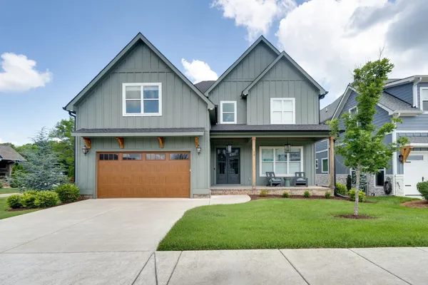 $974,900 | 11 Hammock Court, Winchester, TN 37398