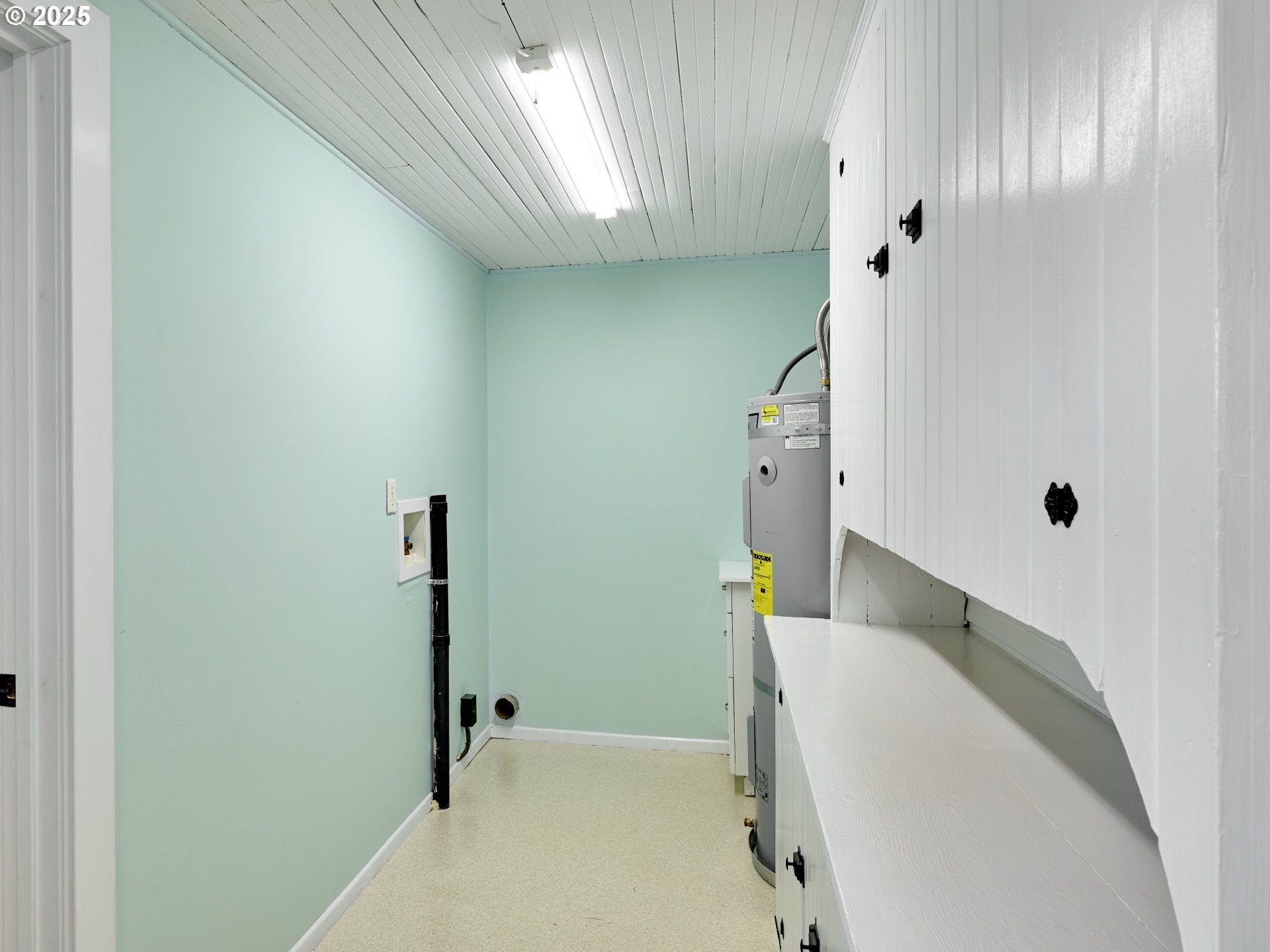 308 A Street Silverton, OR 97381 - Photo 24 of 34