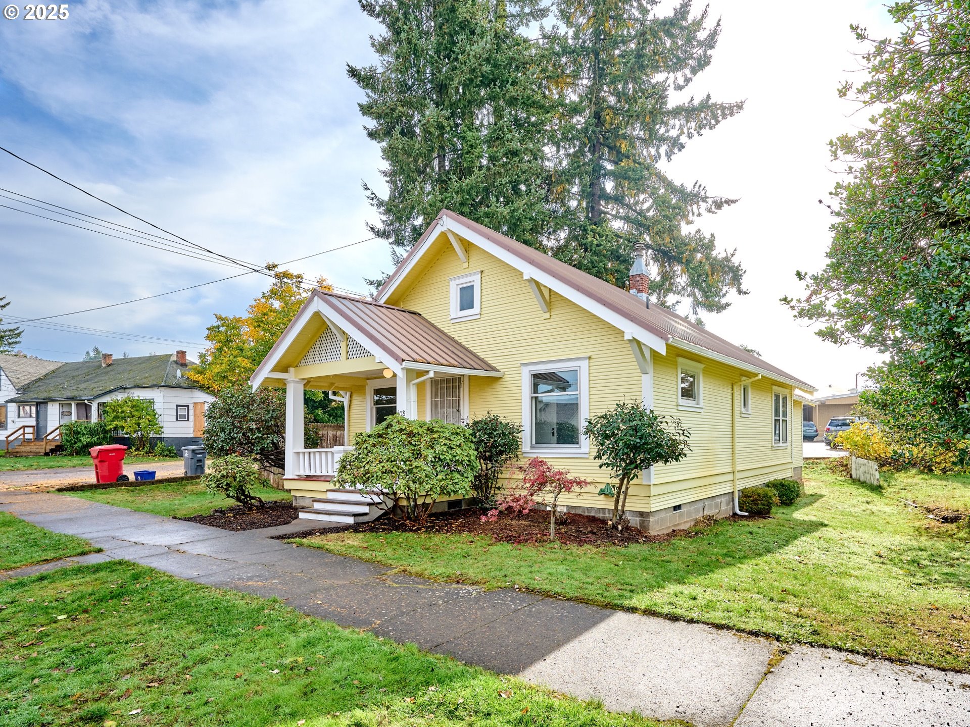 308 A Street Silverton, OR 97381 - Photo 25 of 34
