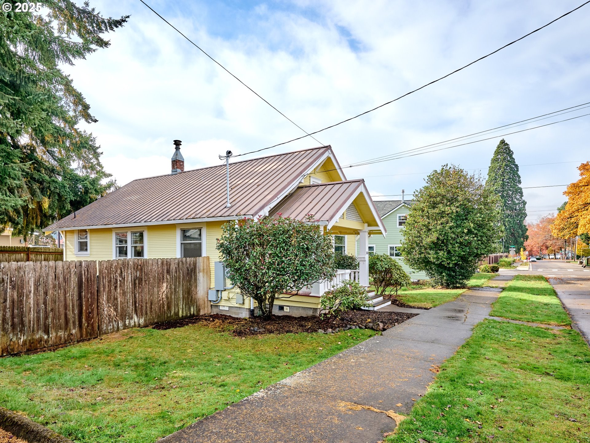 308 A Street Silverton, OR 97381 - Photo 26 of 34