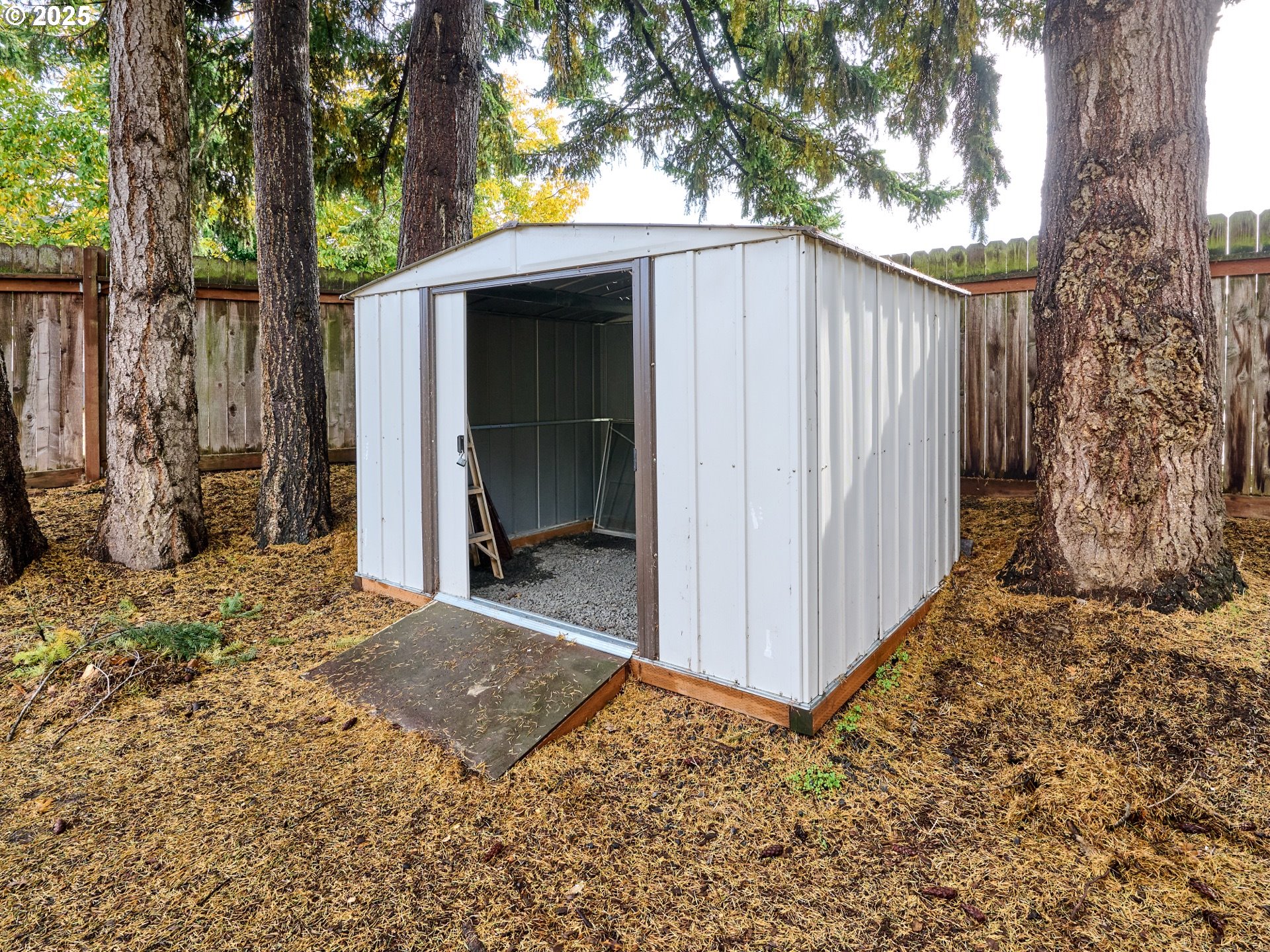 308 A Street Silverton, OR 97381 - Photo 32 of 34