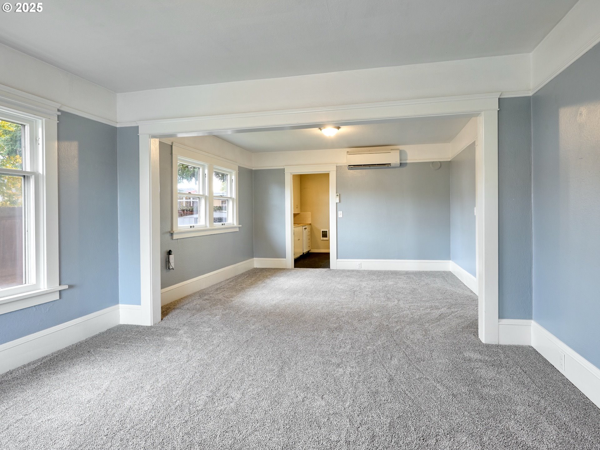 308 A Street Silverton, OR 97381 - Photo 5 of 34