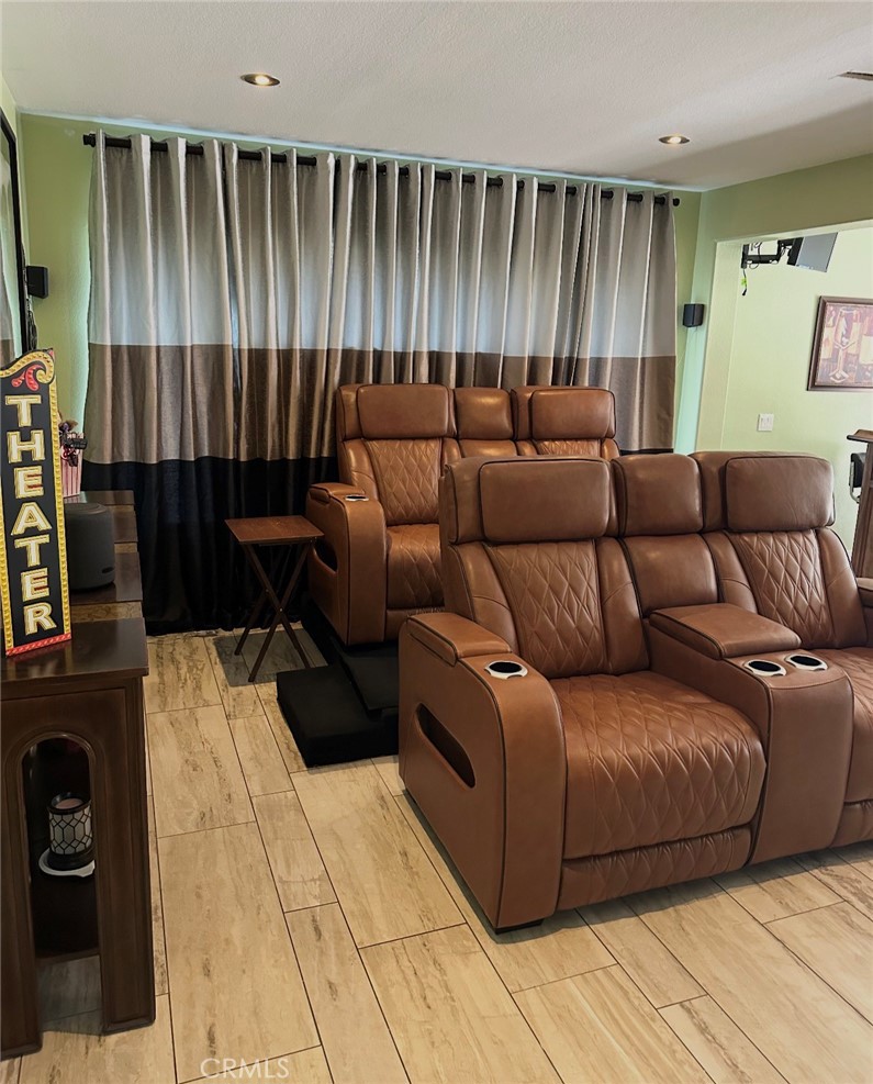 40312 Windsor Road Temecula, CA 92591 - Photo 5 of 56 Customized home theater