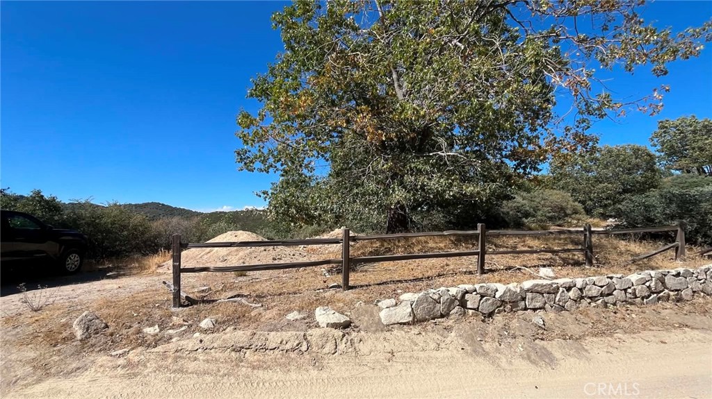 718 Cypress Road Cedar Glen, CA 92321 - Photo 8 of 24 Gallery Image 8