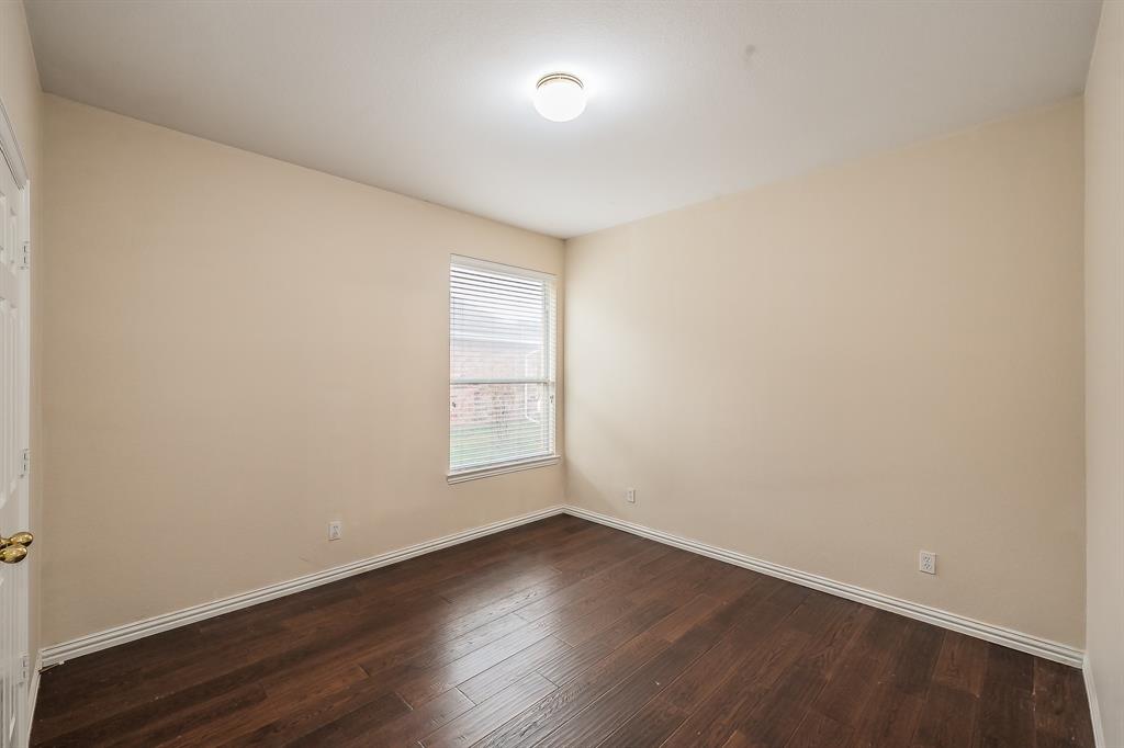 2306 Bear Run Road Arlington, TX 76001 - Photo 11 of 40