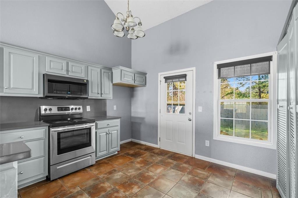 118 Chance Drive Calhoun, GA 30701 - Photo 11 of 37