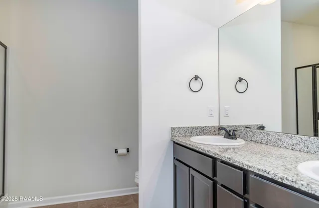 $1,900 | 111 Gray Birch Loop, Youngsville, LA 70592