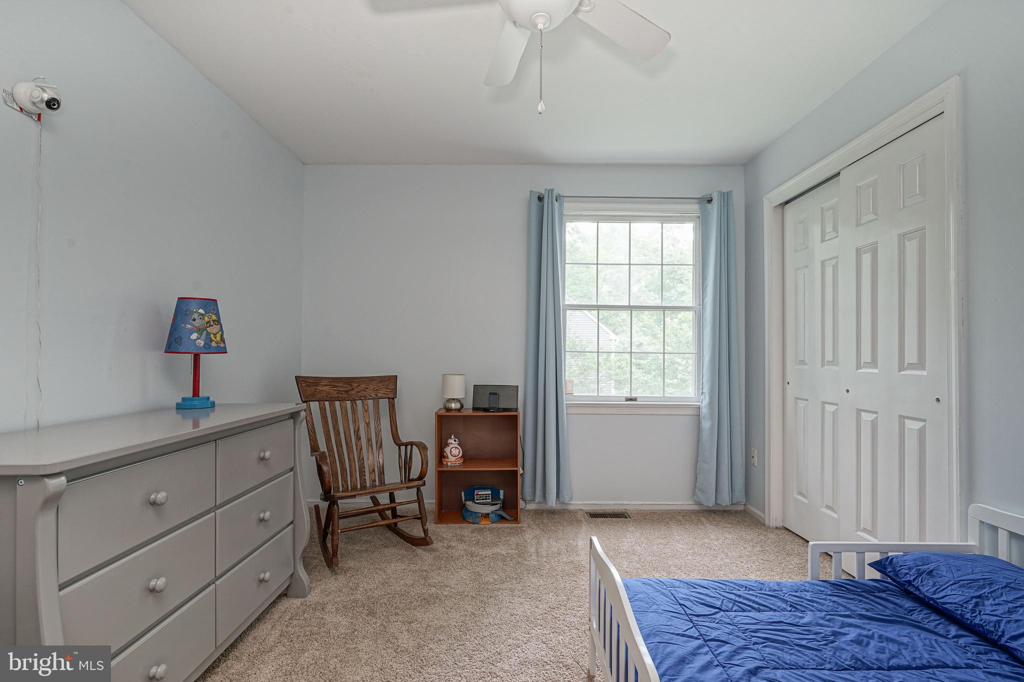 29 Wallingford Way Shamong, NJ 08088 - Photo 22 of 36 Boy's bedroom